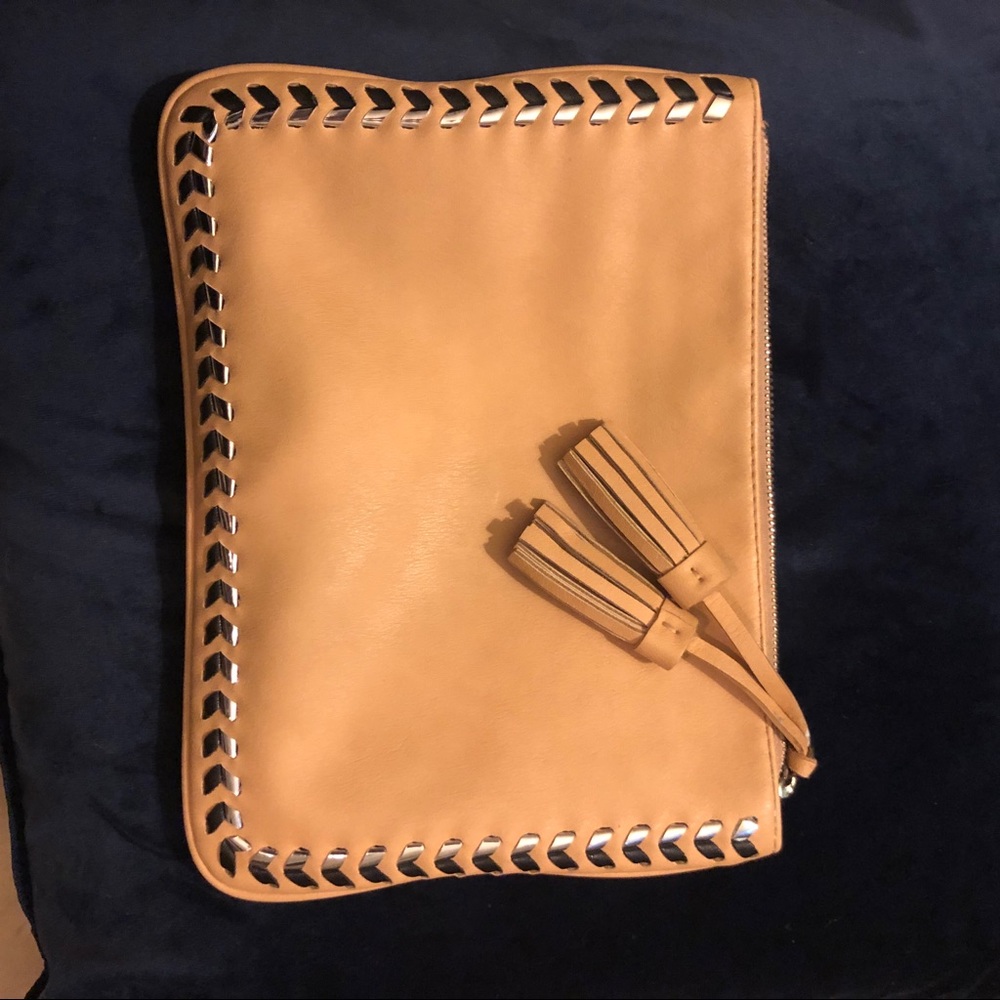 Express Clutch